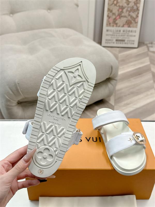 20251128184536294 200